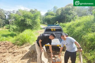 Tim Kepolisian Resort Sijunjung menyita diduga mesin yang menjadi alat bukti penambangan